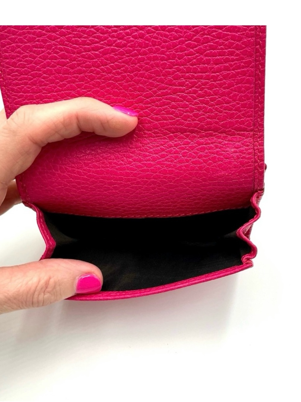 Gucci Hot Pink Small Wallet with Gold GG - Picture 4 of 8